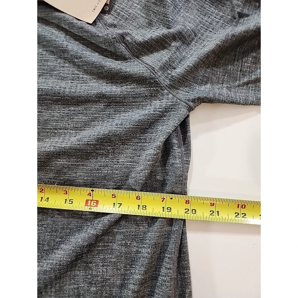 Nike Yoga Long Sleeve Top Size Medium‎ Mens Grey Dri Fit Thumbholes